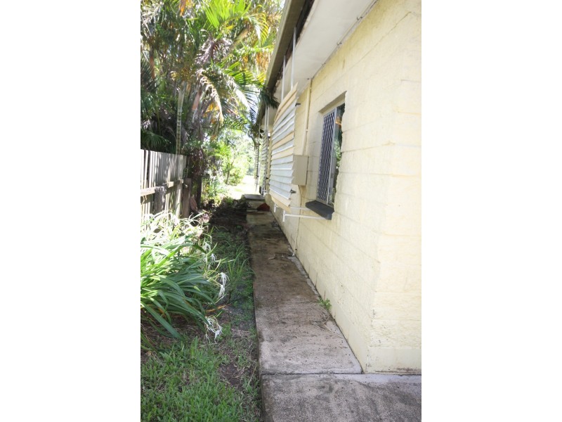 27 Charles Street, Yeppoon QLD 4703