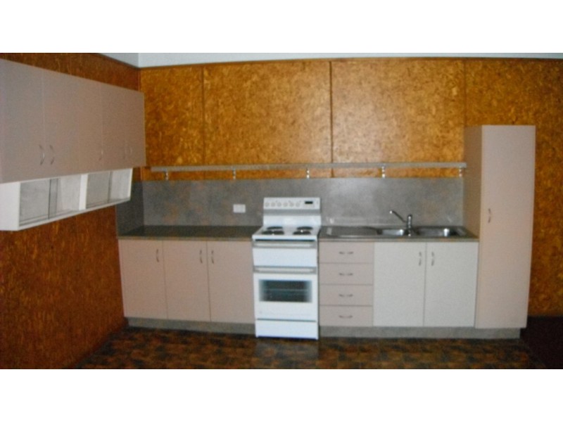 2 / 9 John Street, Yeppoon QLD 4703