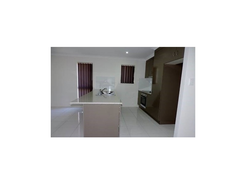 24 Outrigger Drive, Mulambin QLD 4703