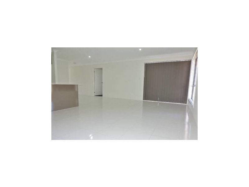 24 Outrigger Drive, Mulambin QLD 4703