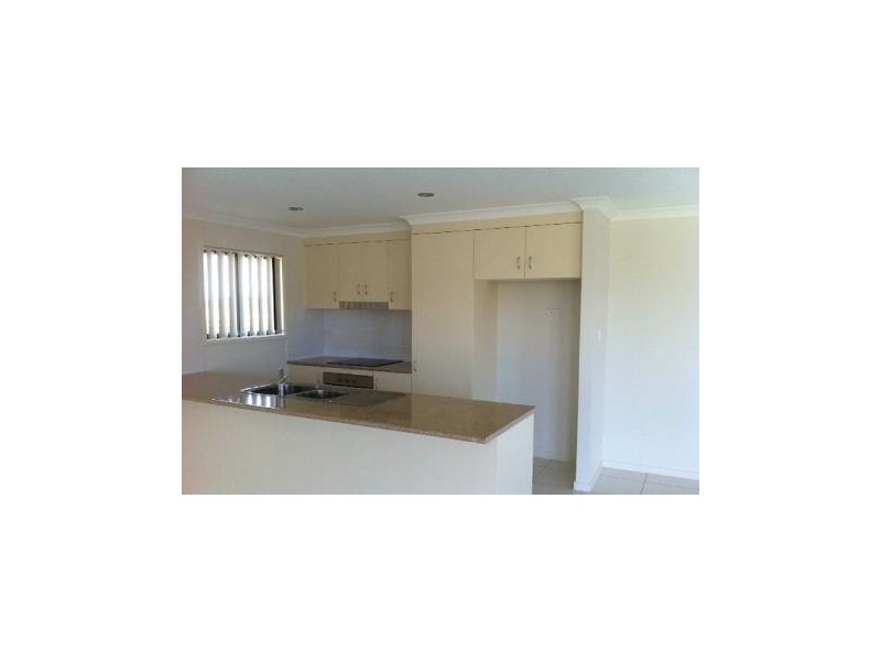 48 Falcon Crescent, Zilzie QLD 4710