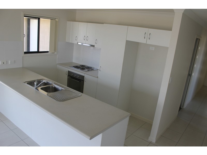 104 Amalfi Drive, Zilzie QLD 4710