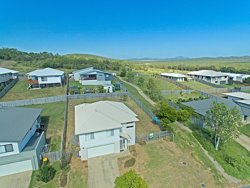 5 Lakewood Place, Zilzie QLD 4710