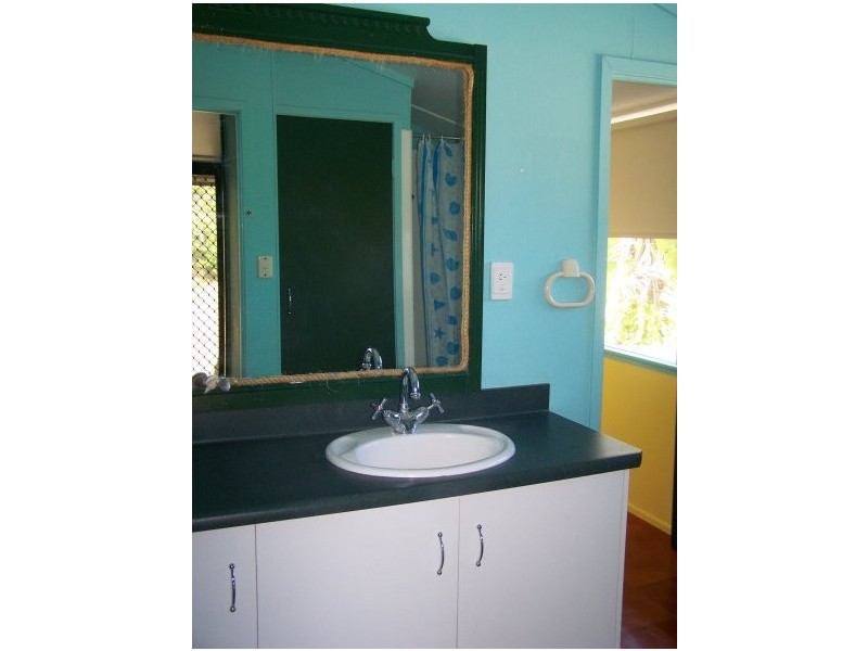 830 Scenic Highway, Kinka Beach QLD 4703