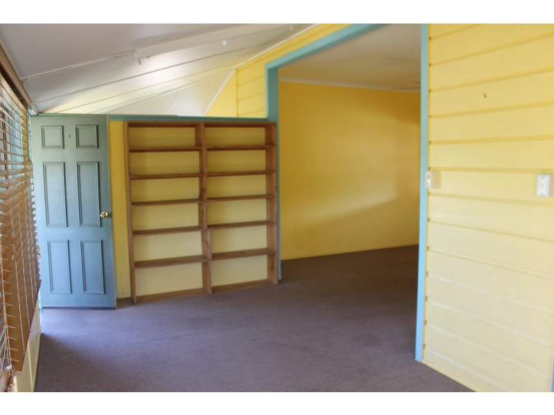 830 Scenic Highway, Kinka Beach QLD 4703