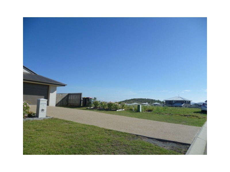3 The Link, Zilzie QLD 4710