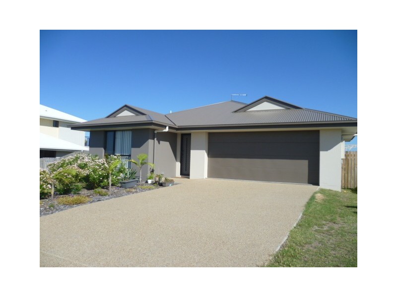 3 The Link, Zilzie QLD 4710