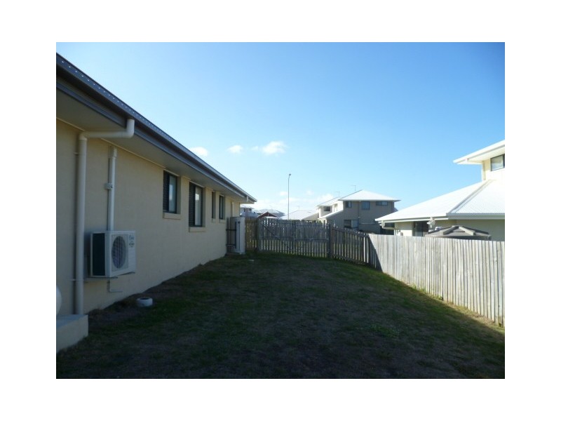 3 The Link, Zilzie QLD 4710