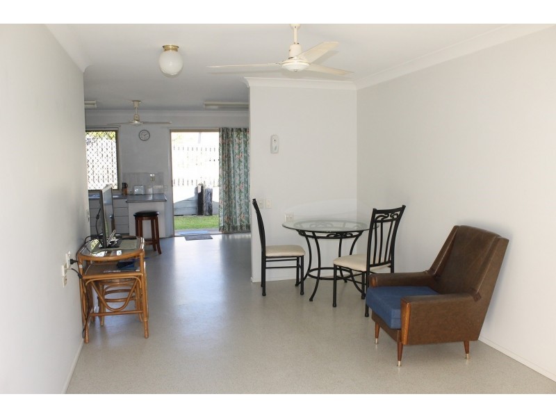 4 / 27 Rockhampton Rd, Yeppoon QLD 4703