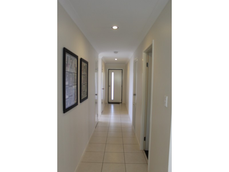 11 Outrigger Drive, Mulambin QLD 4703