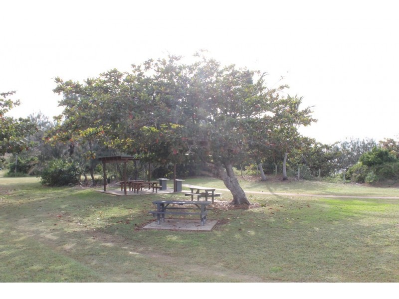 11 Outrigger Drive, Mulambin QLD 4703