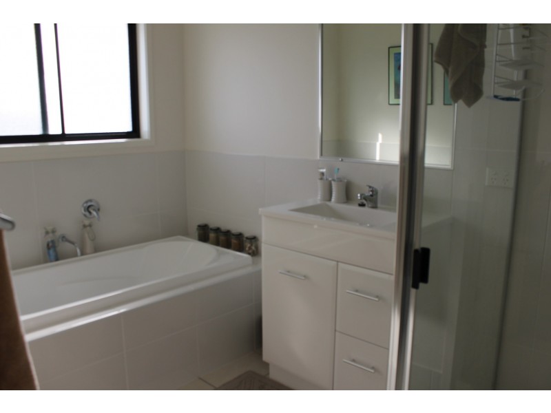 11 Outrigger Drive, Mulambin QLD 4703