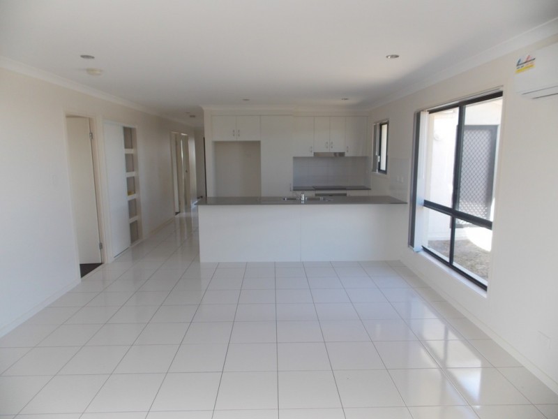 3 Falcon Crest, Zilzie QLD 4710