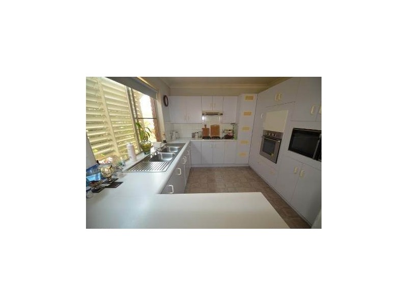 19 Davidson Street, Cooee Bay QLD 4703