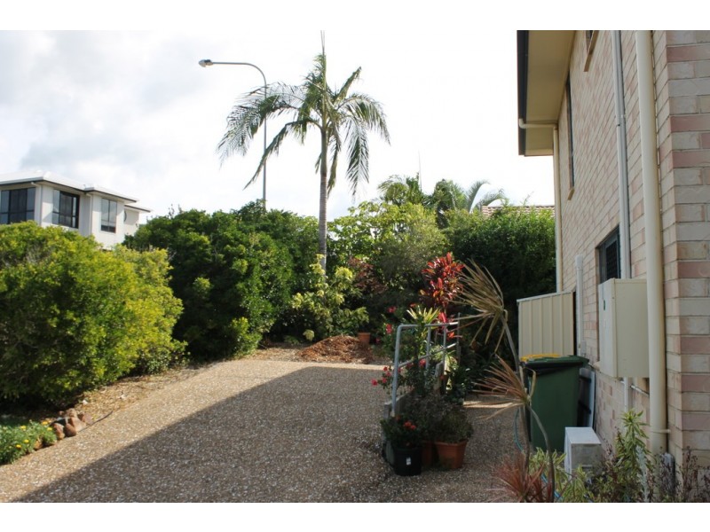 1/9 Coxwold Place, Pacific Heights QLD 4703