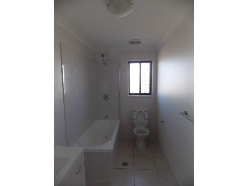 56 Falcon Crest, Zilzie QLD 4710