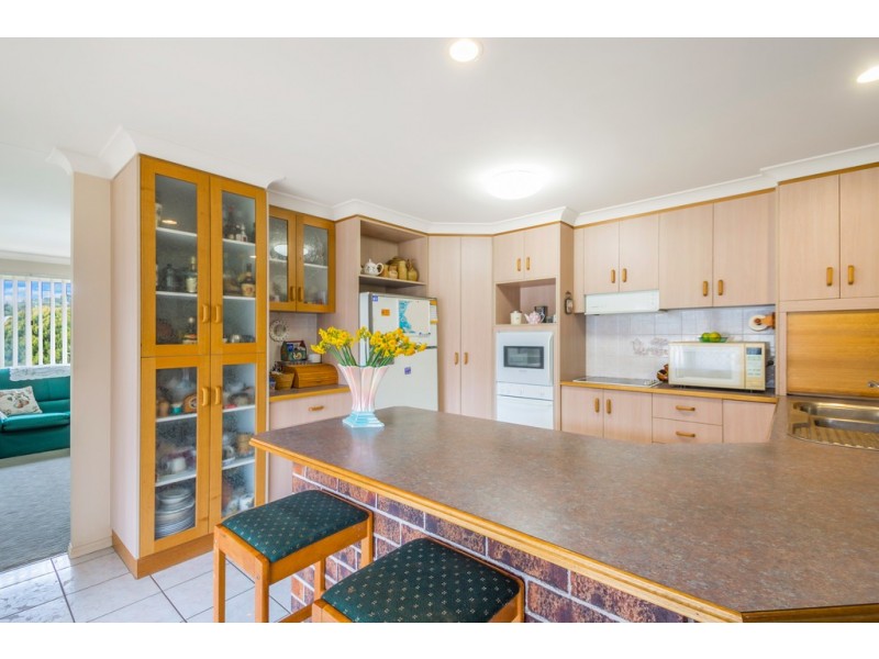 21 Degan Court, Middle Ridge QLD 4350