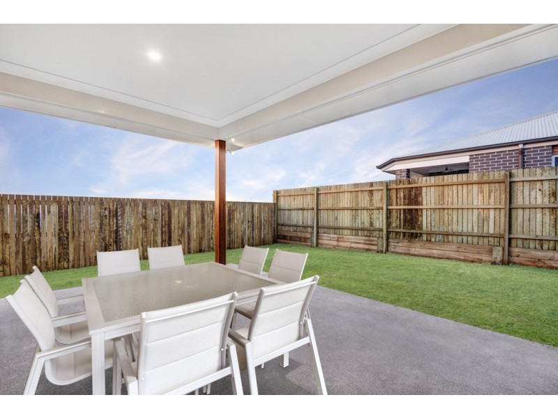 53 Sanctuary Drive, Cranley QLD 4350