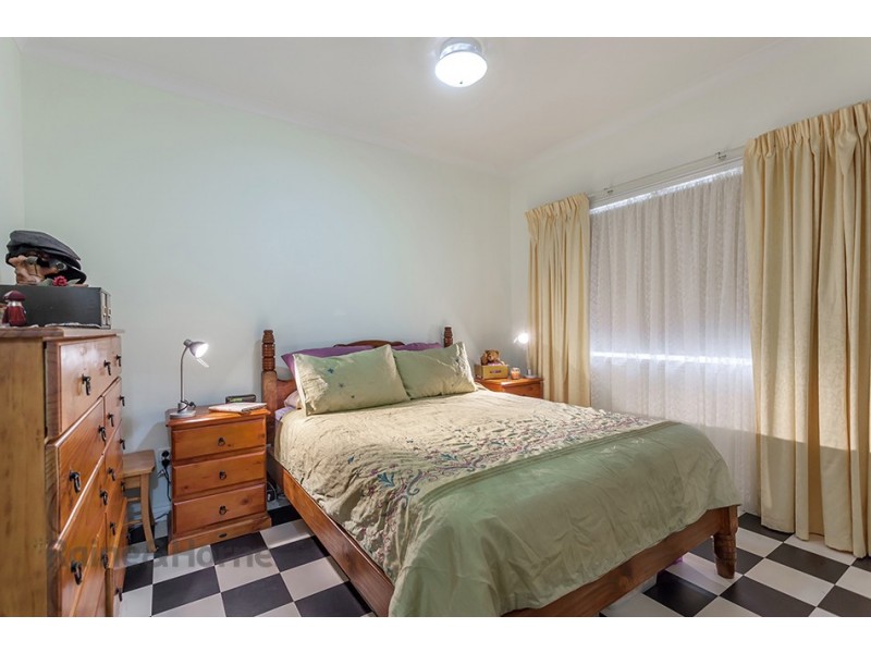 27 Buckland Street, Harristown QLD 4350