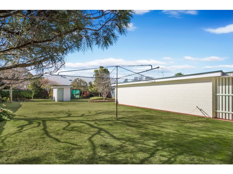 31 Shennan Street, Harristown QLD 4350