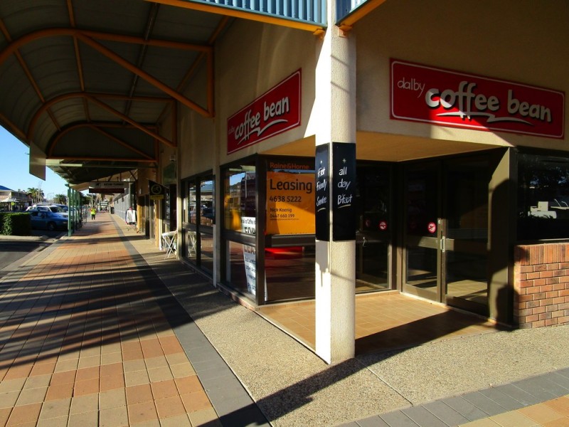 79 Cunningham Street, Dalby QLD 4405