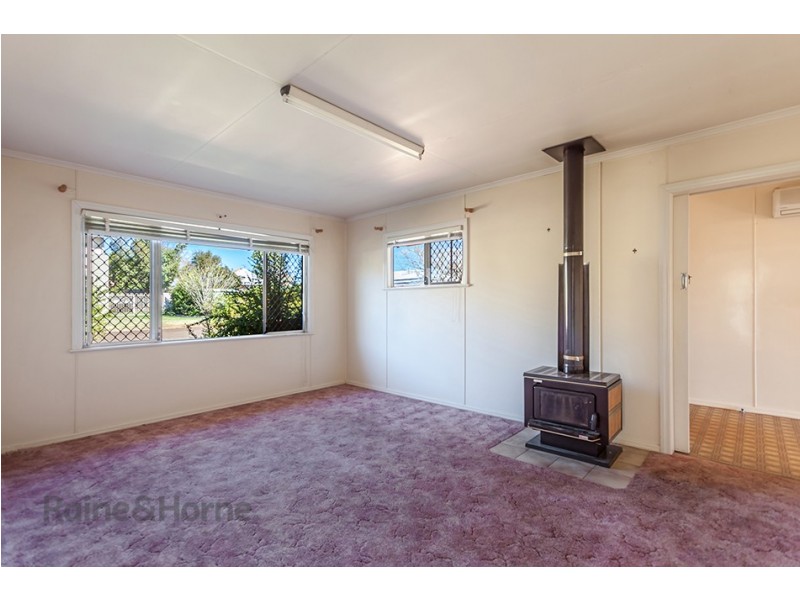 1 Harris Street, Harristown QLD 4350