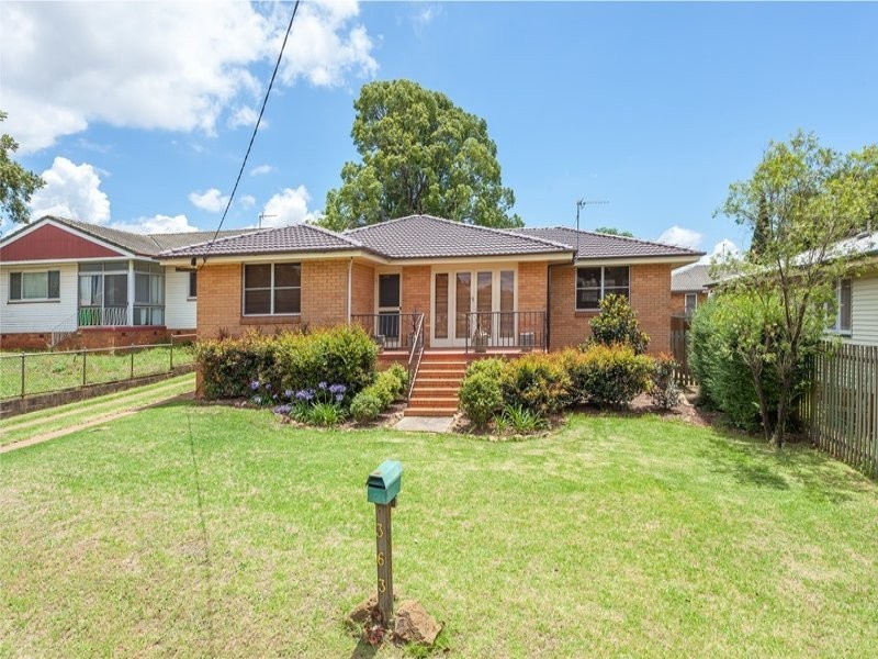 363 Bridge Street, Wilsonton QLD 4350