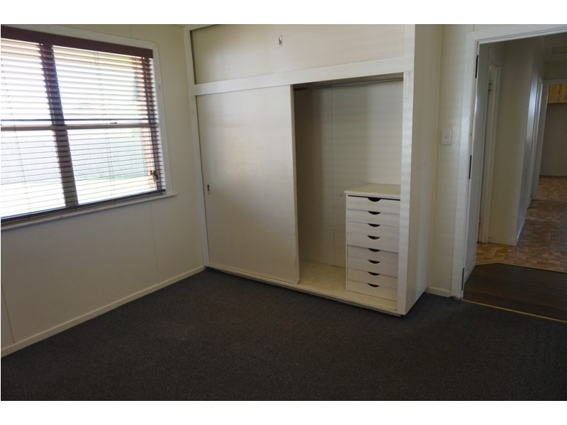 363 Bridge Street, Wilsonton QLD 4350