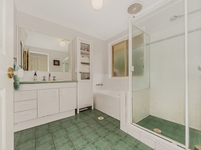 9 Kelso Close, Yamanto QLD 4305