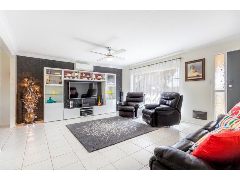 8 Westbrook Street, Newtown QLD 4350