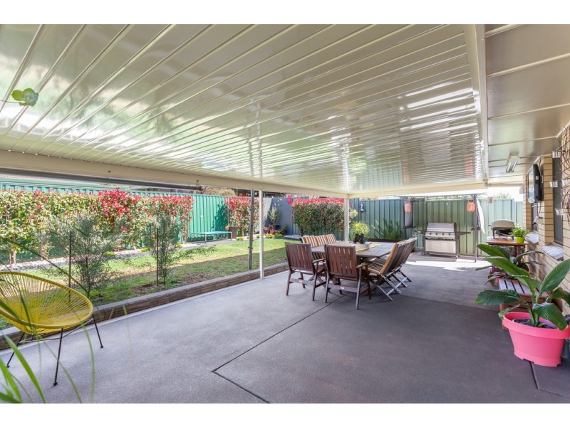 8 Westbrook Street, Newtown QLD 4350