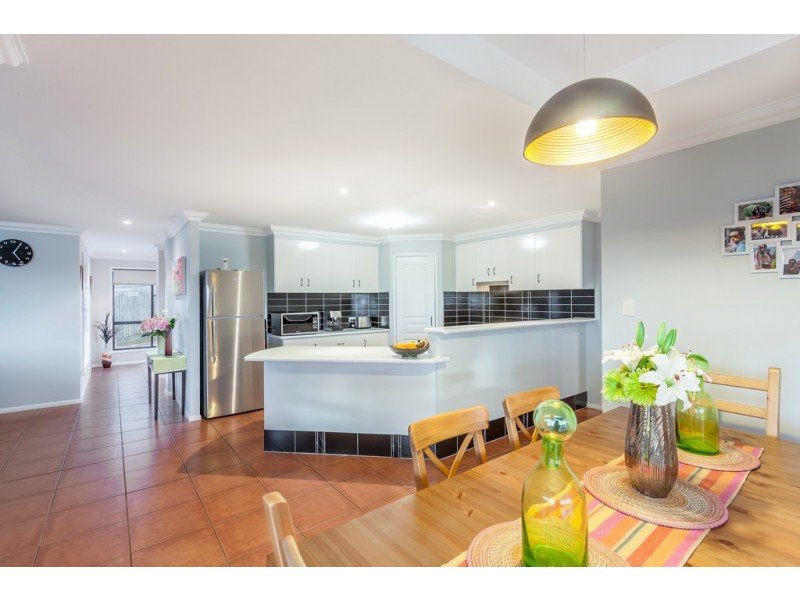 4 Myora Close, Darling Heights QLD 4350