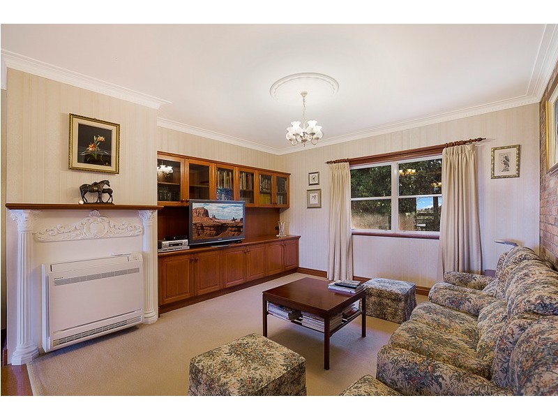 3A Macqueen Street, Mount Lofty QLD 4350
