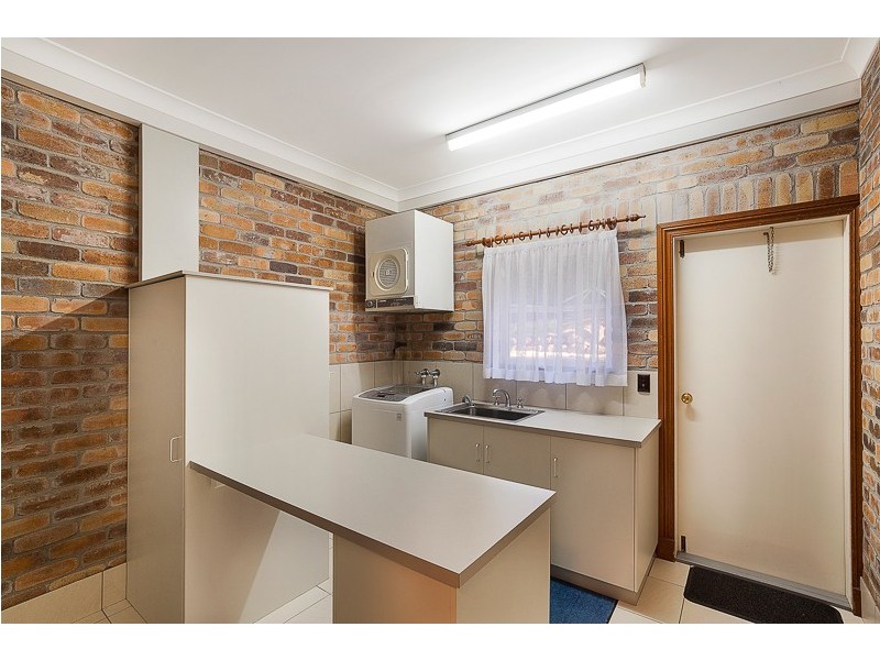 3A Macqueen Street, Mount Lofty QLD 4350