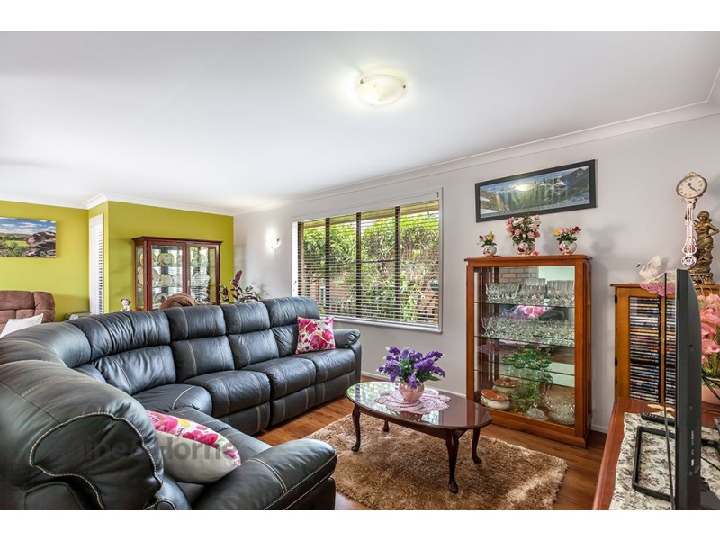 7 Banksia Street, Newtown QLD 4350