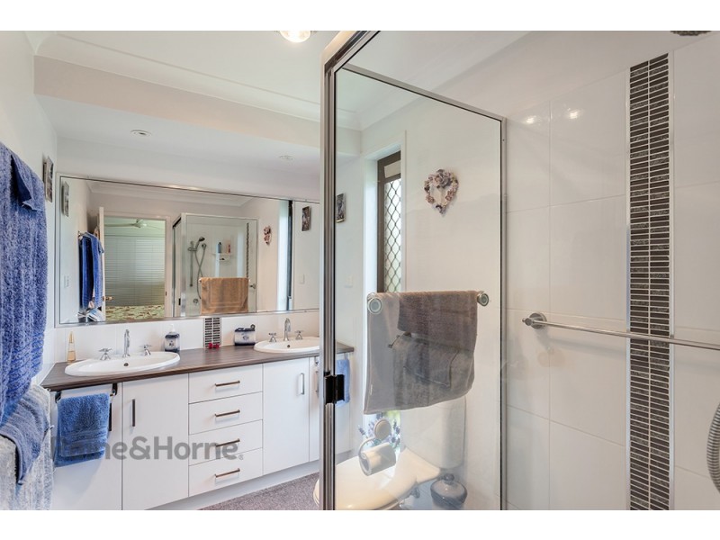 7 Banksia Street, Newtown QLD 4350