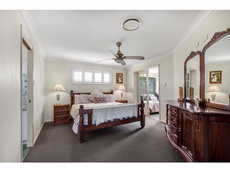 22 La Vista Court, Middle Ridge QLD 4350