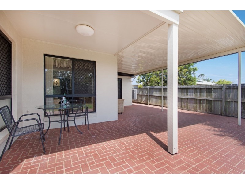 22 La Vista Court, Middle Ridge QLD 4350