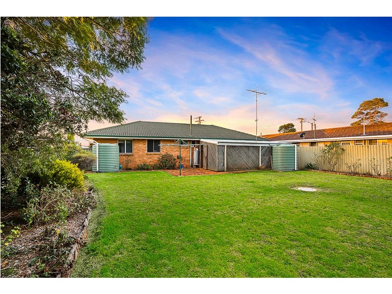 2 Shennan Street, Harristown QLD 4350