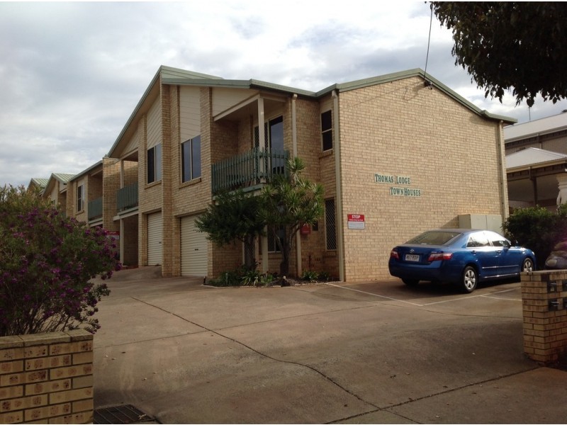1/212 James Street, South Toowoomba QLD 4350