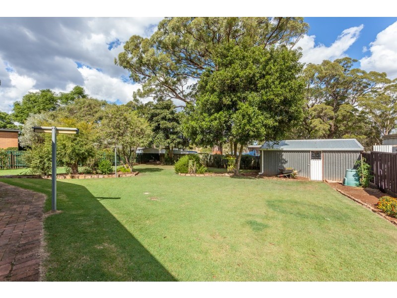 16 Kate Street, Harlaxton QLD 4350