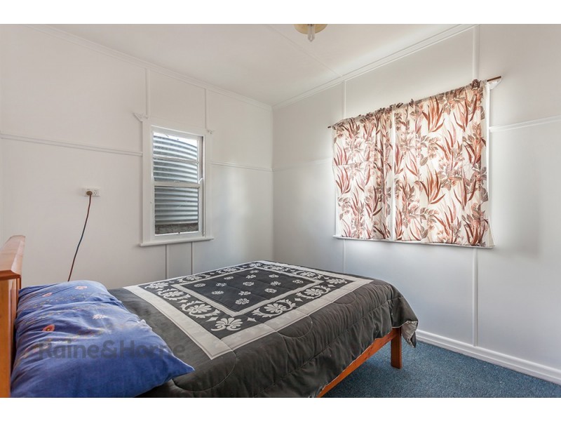 22 Warwick Street, Harristown QLD 4350