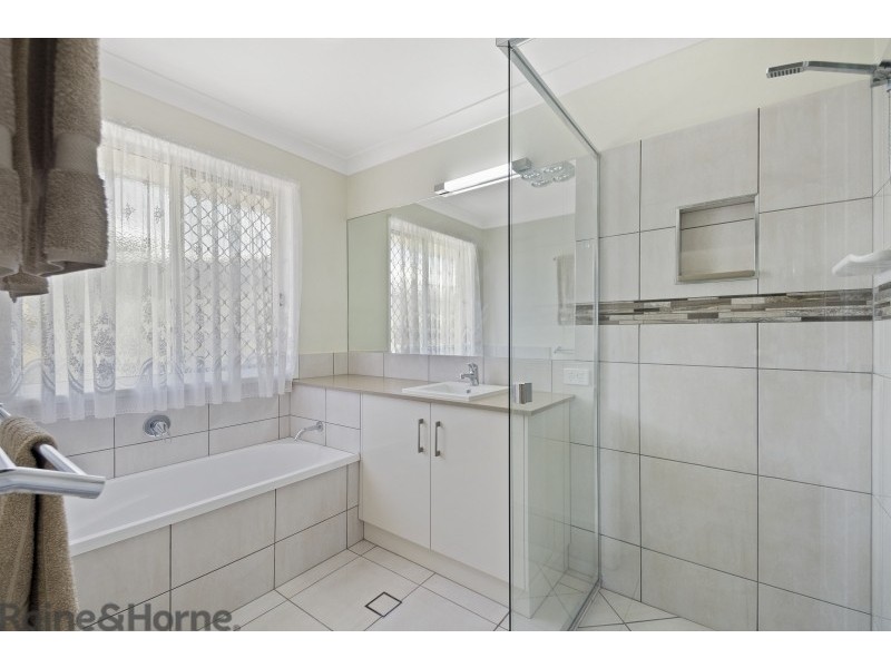 6 Neiwand Street, Kearneys Spring QLD 4350