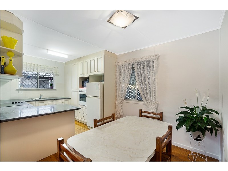 2 Shennan Street, Harristown QLD 4350