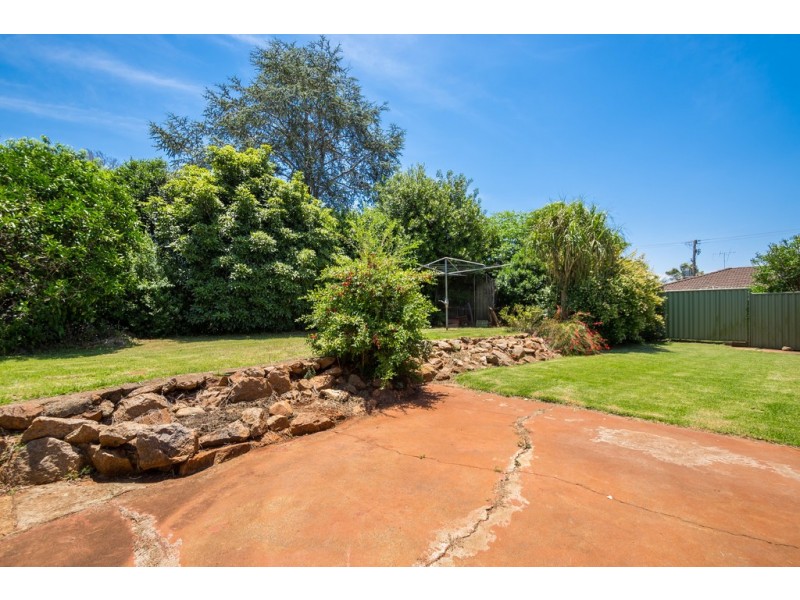 255 Mackenzie Street, Centenary Heights QLD 4350