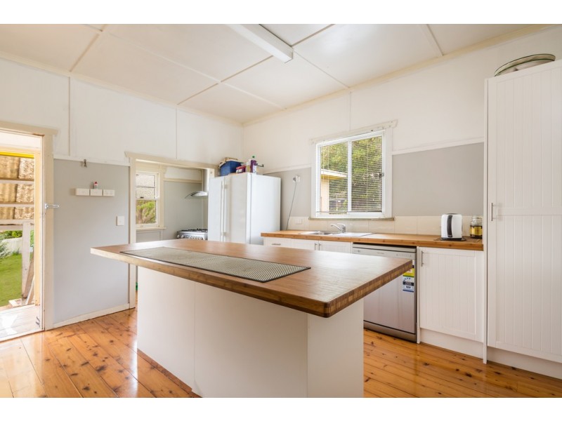 31 Kate Street, Harlaxton QLD 4350