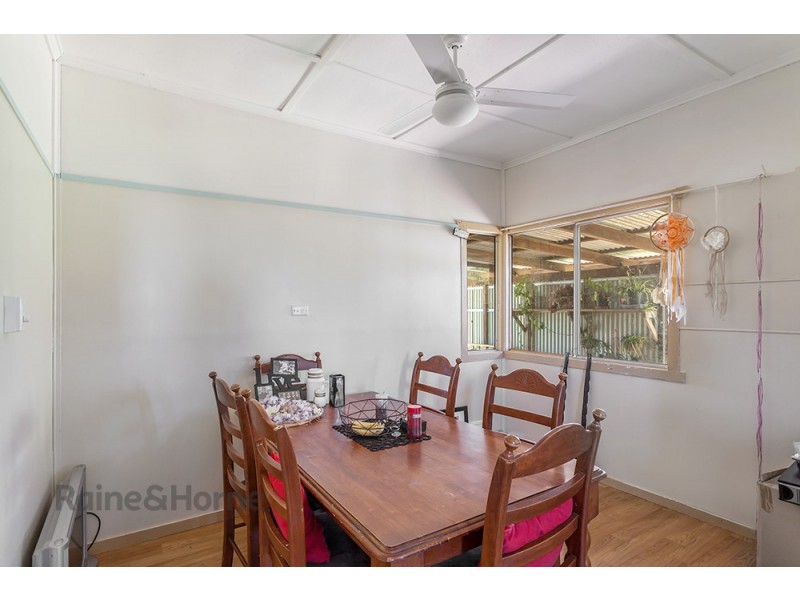 63 Glenvale Road, Newtown QLD 4350