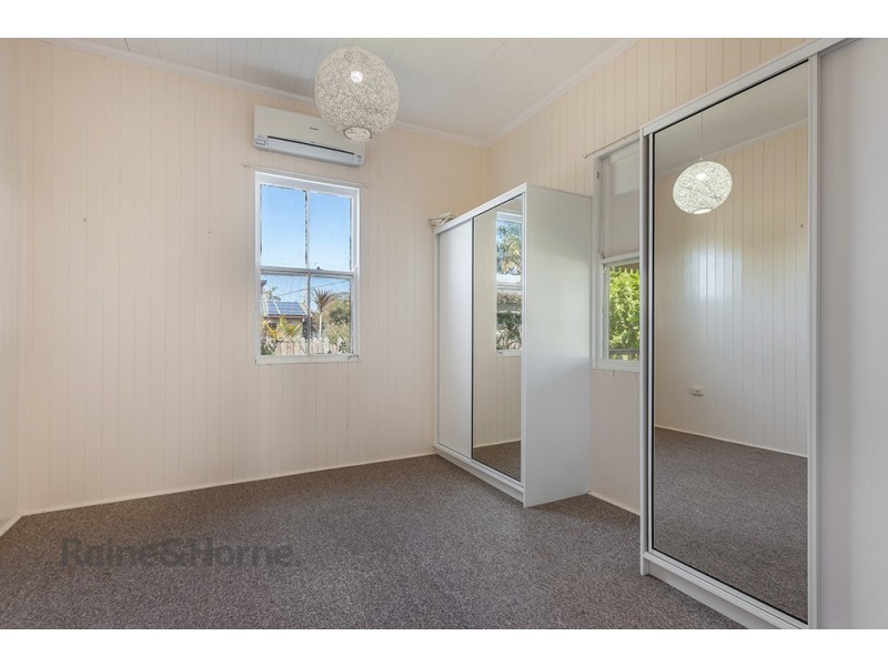 24 McGregor Street, Wilsonton QLD 4350