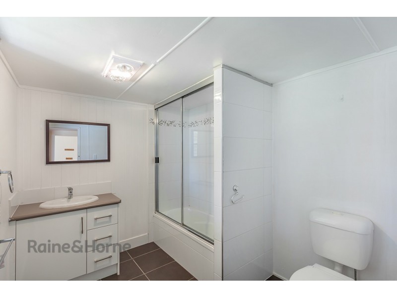 24 McGregor Street, Wilsonton QLD 4350