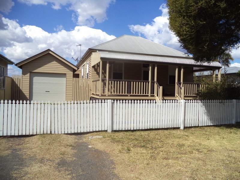 24 McGregor Street, Wilsonton QLD 4350